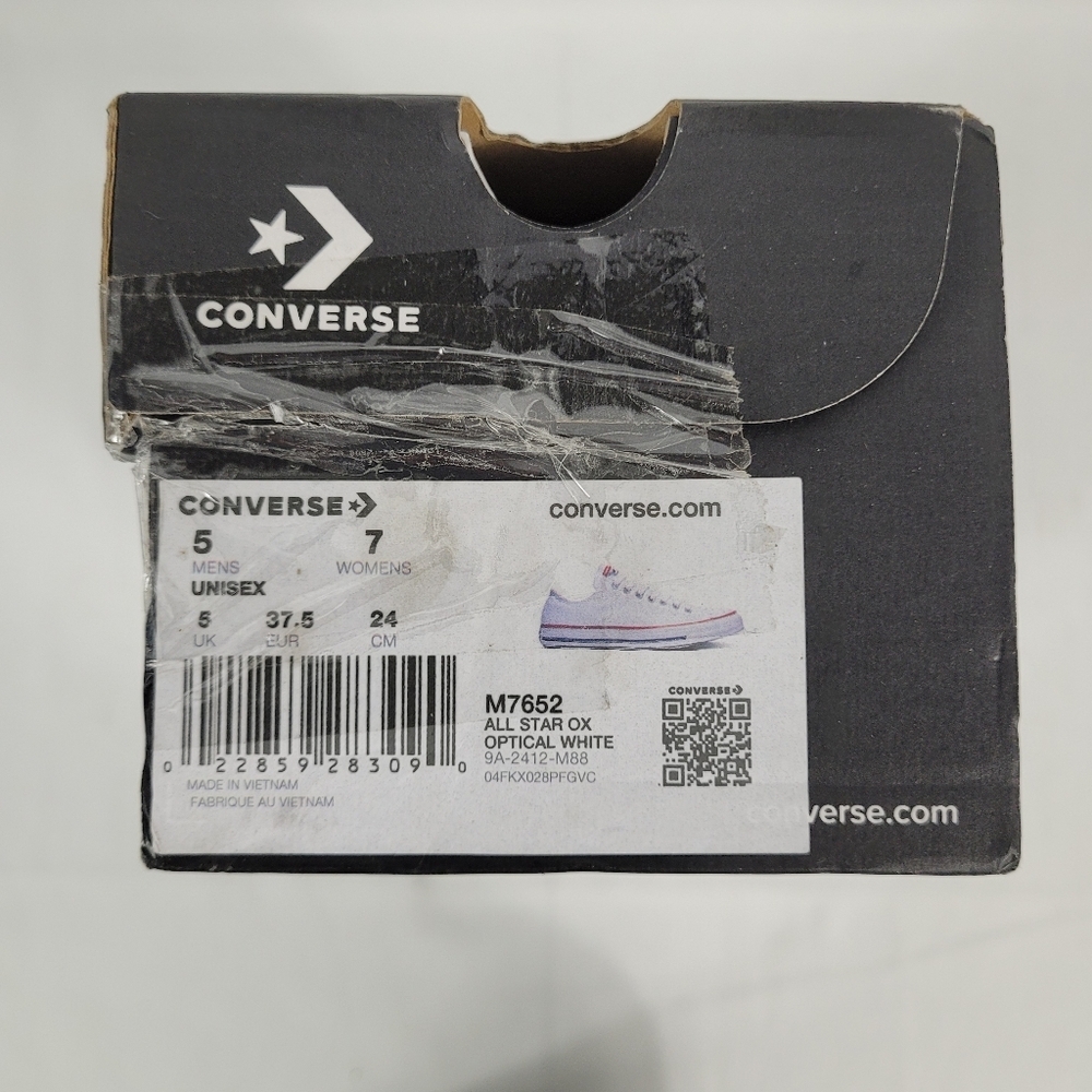 Converse Chuck Taylor All Star Low Top Shoes Sneakers White Unisex M-5, W-7 NIB - Picture 9 of 10